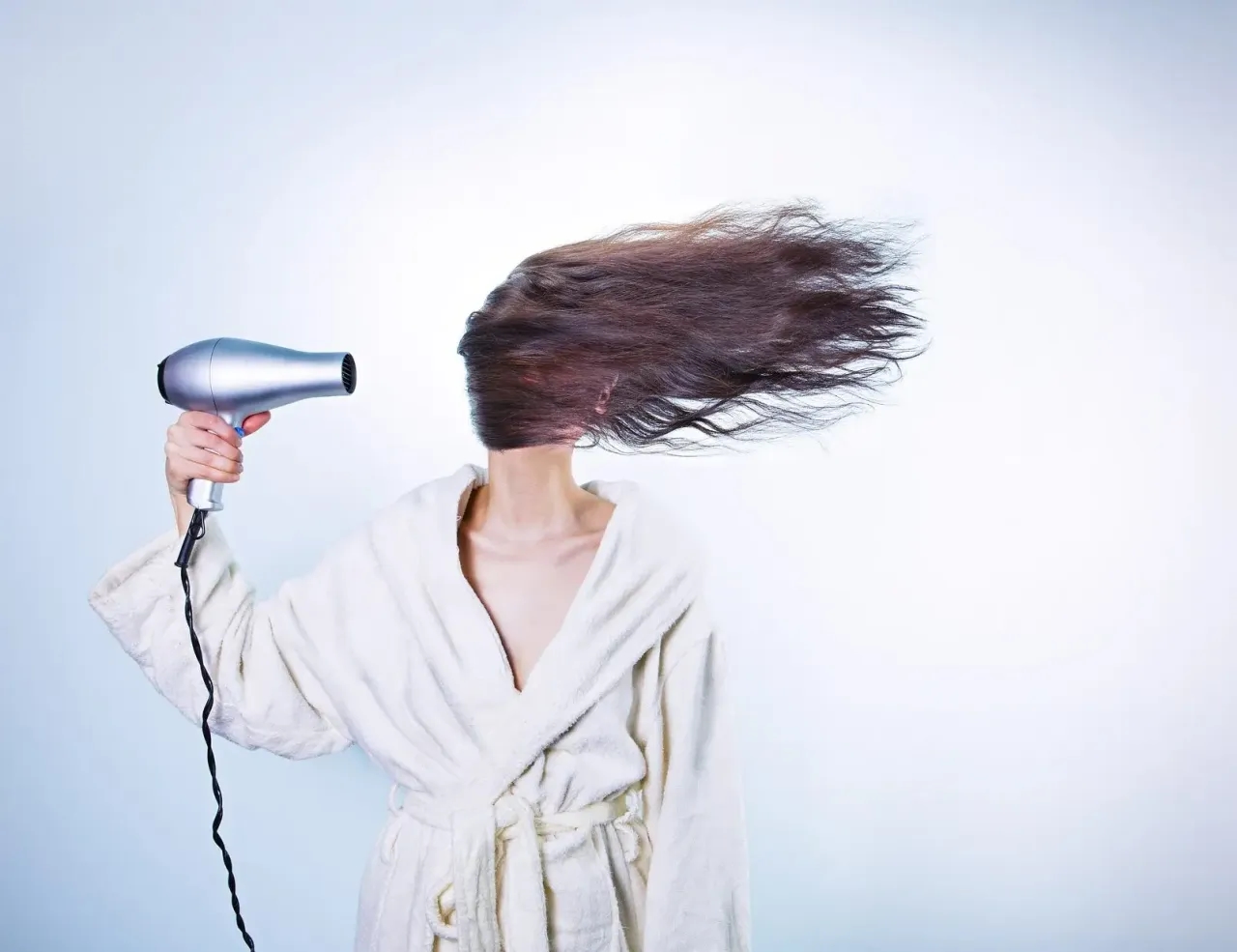 Jak często robić peeling skóry głowy, aby uniknąć problemów ze skórą?